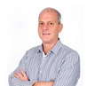 Piers Lee
