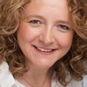 Lucy Ireland
