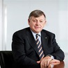 Donald G McGauchie